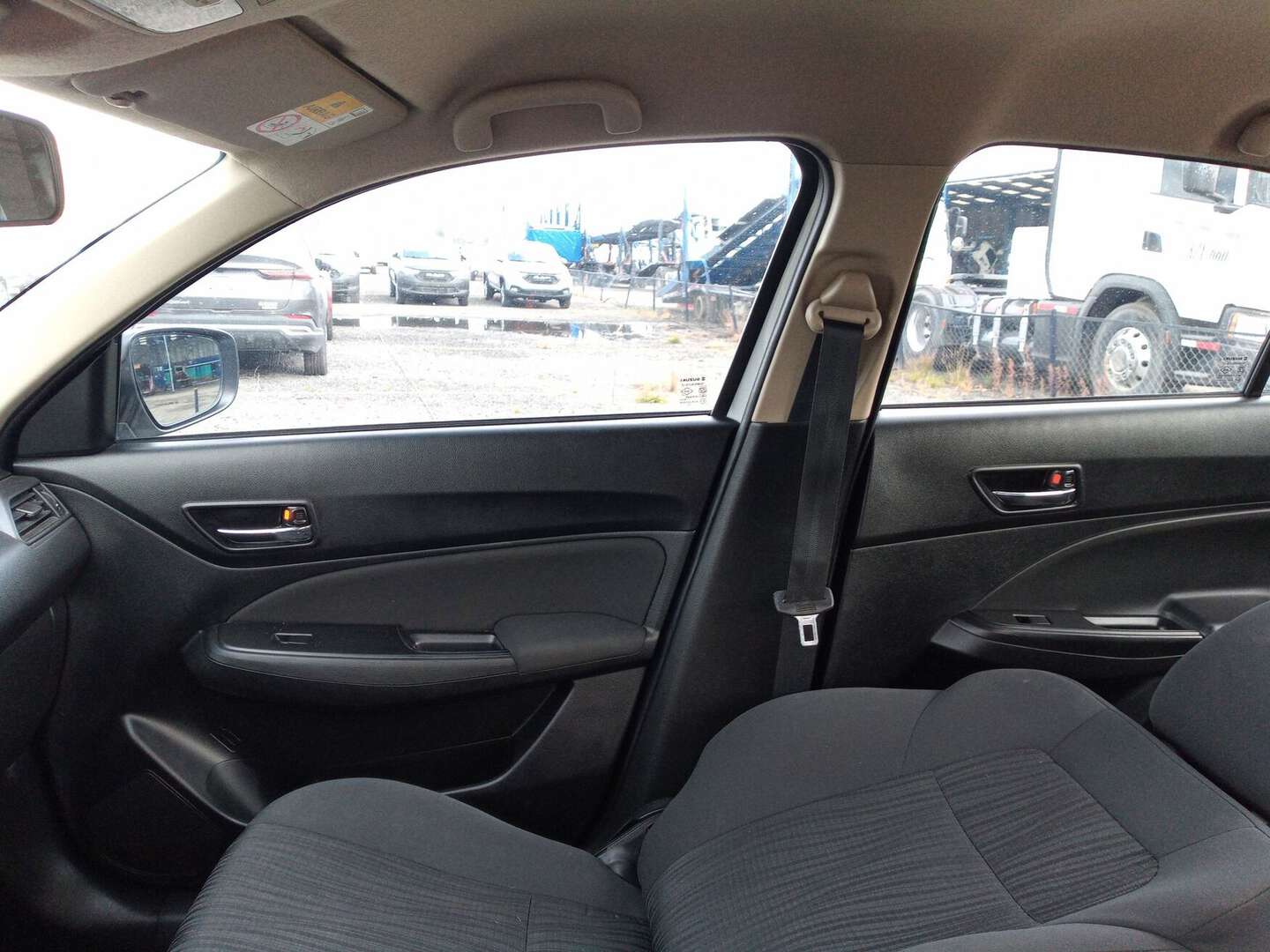 Suzuki - Swift - 2023