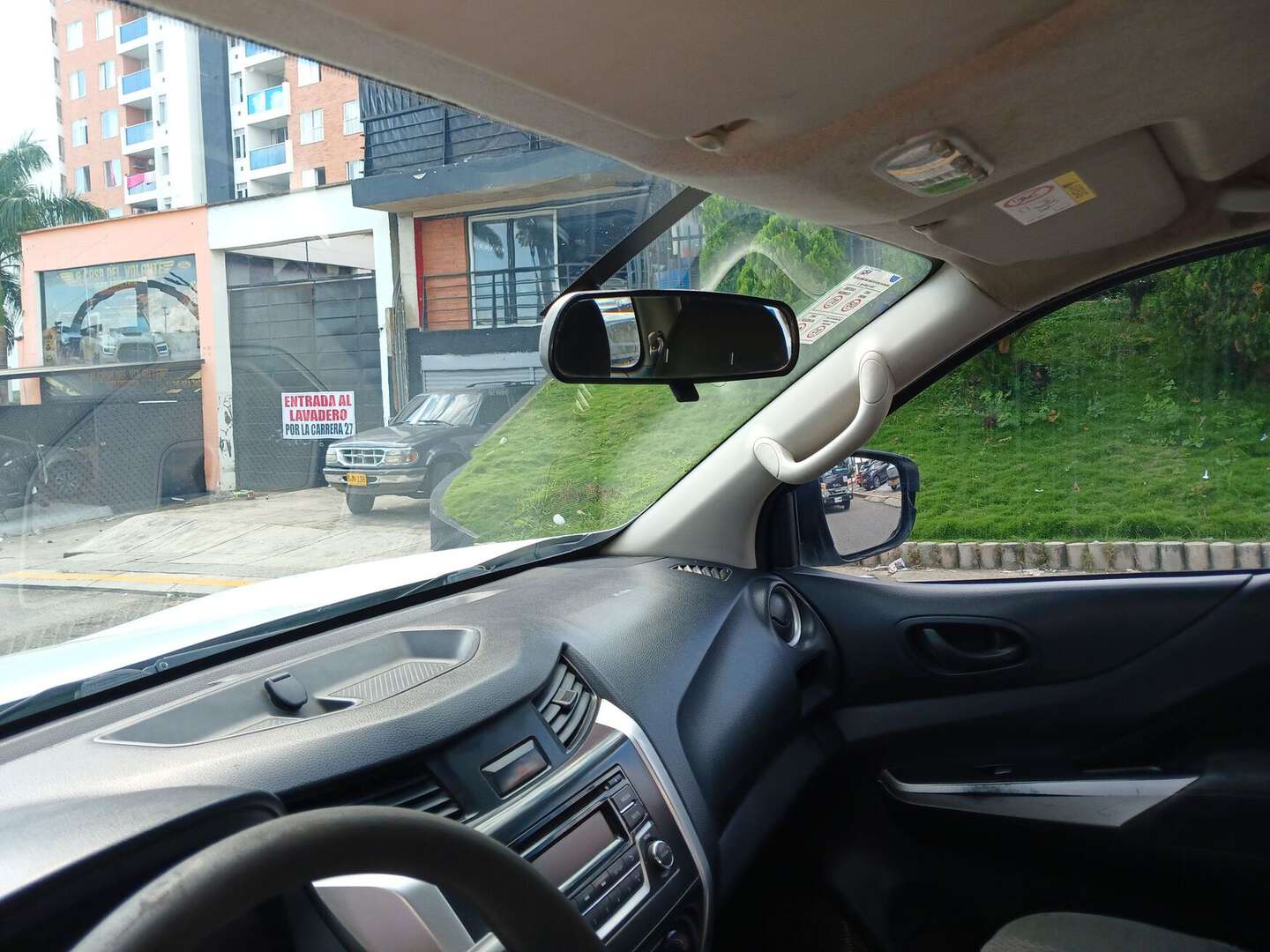 Nissan - Frontier - 2019