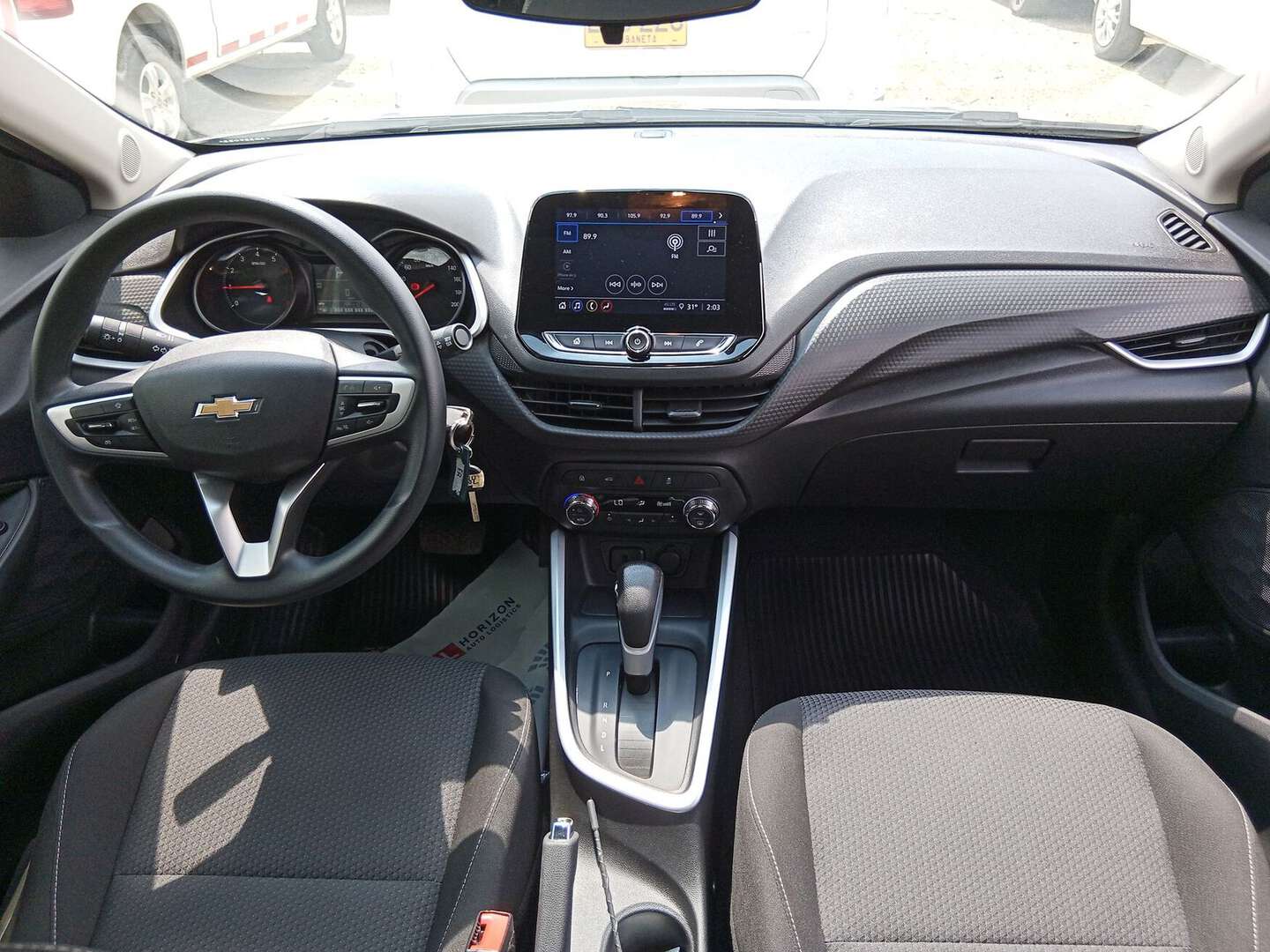 Chevrolet - Onix - 2025
