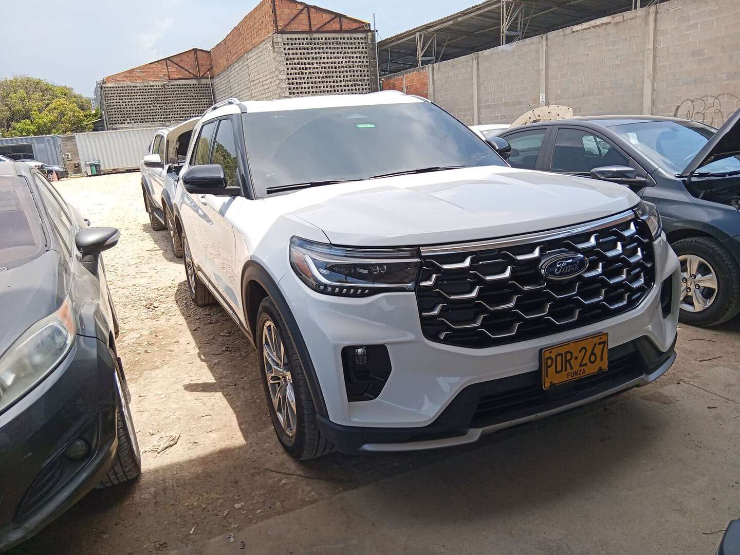 Ford - Explorer - 2025