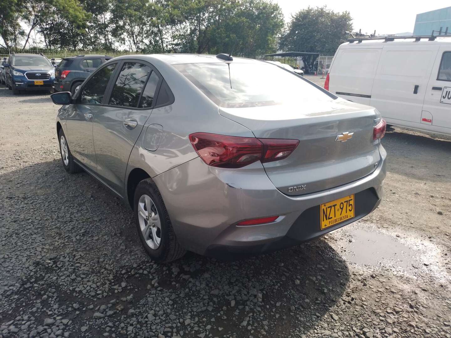 Chevrolet - Onix - 2025