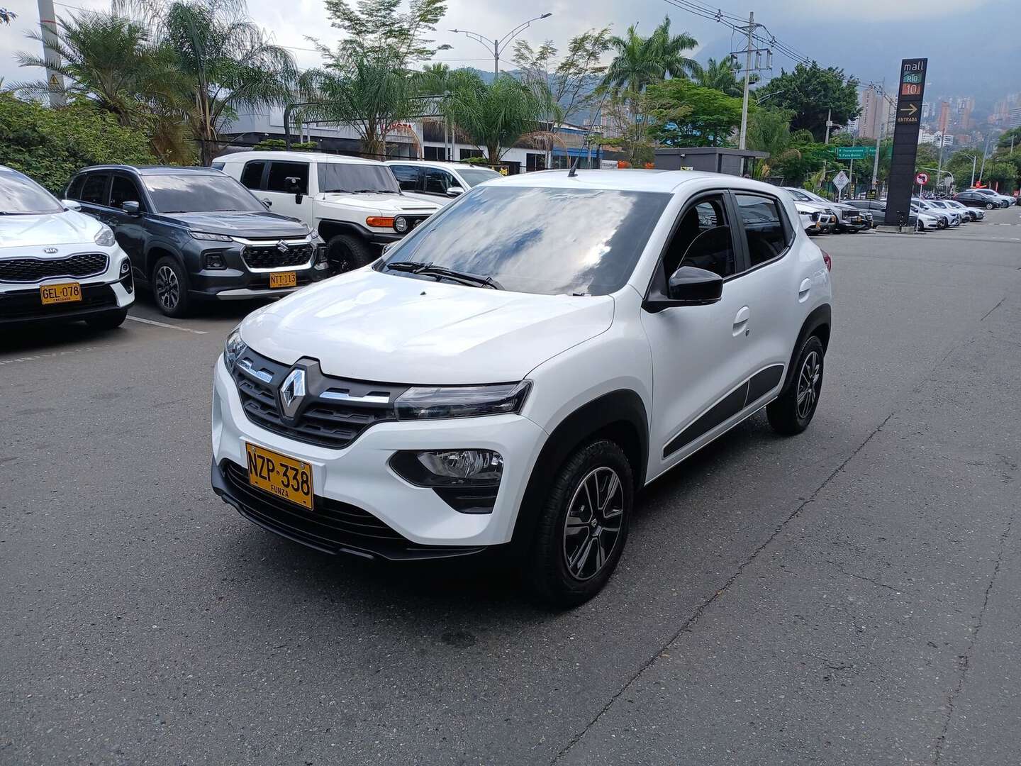 Renault - Kwid - 2025
