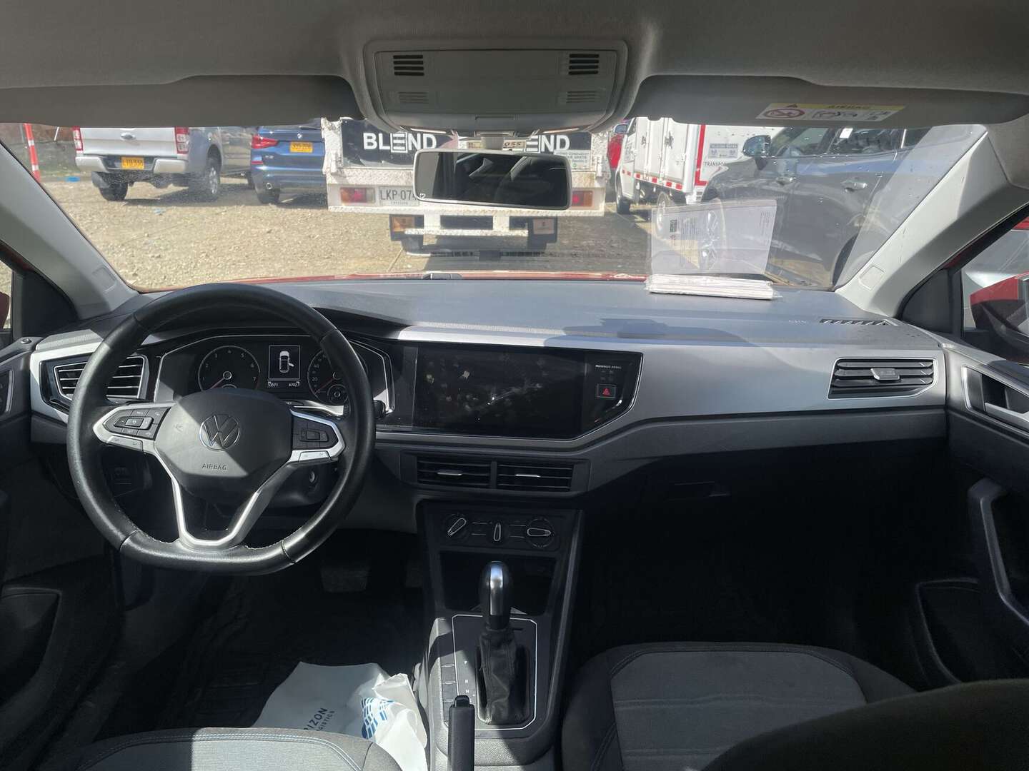 Volkswagen - Nivus - 2021