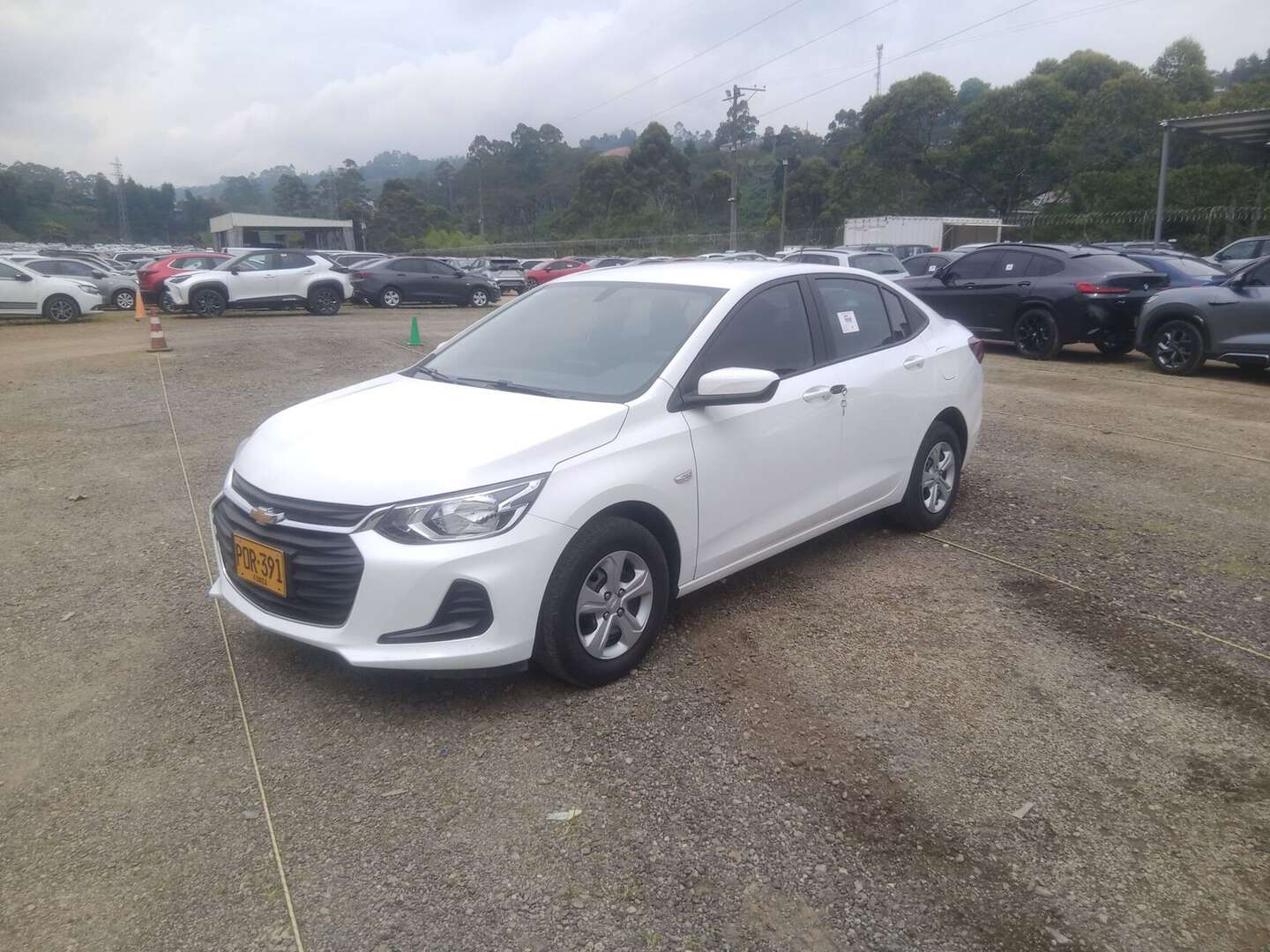 Chevrolet - Onix - 2025