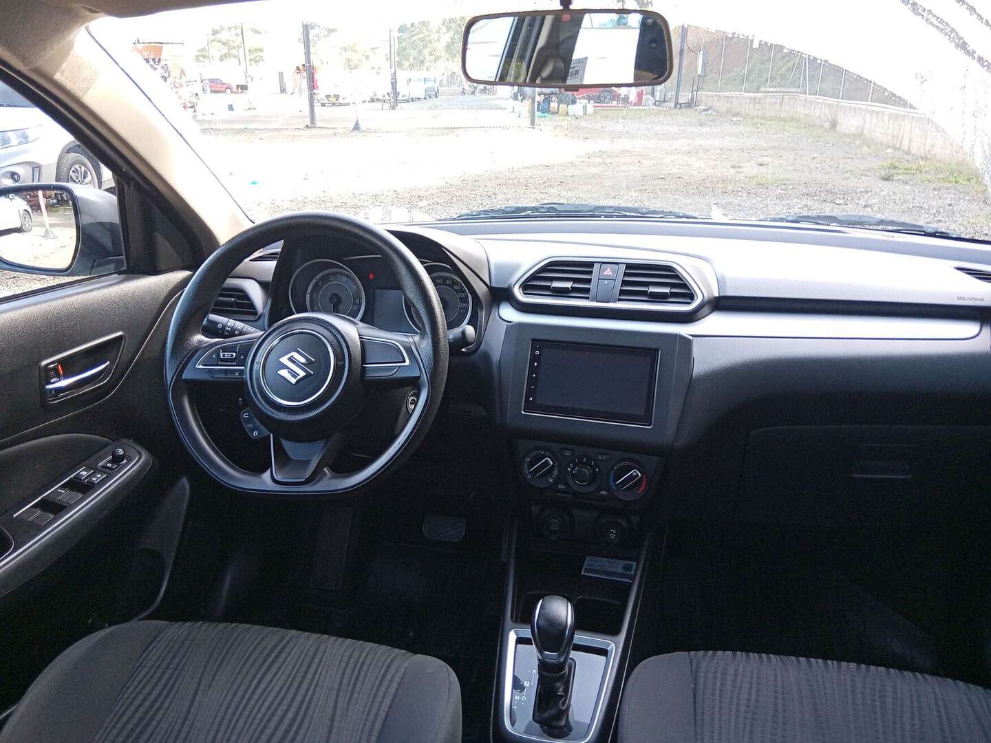 Suzuki - Swift - 2023