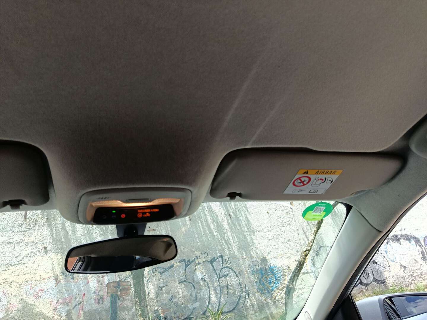 Chevrolet - Onix - 2025