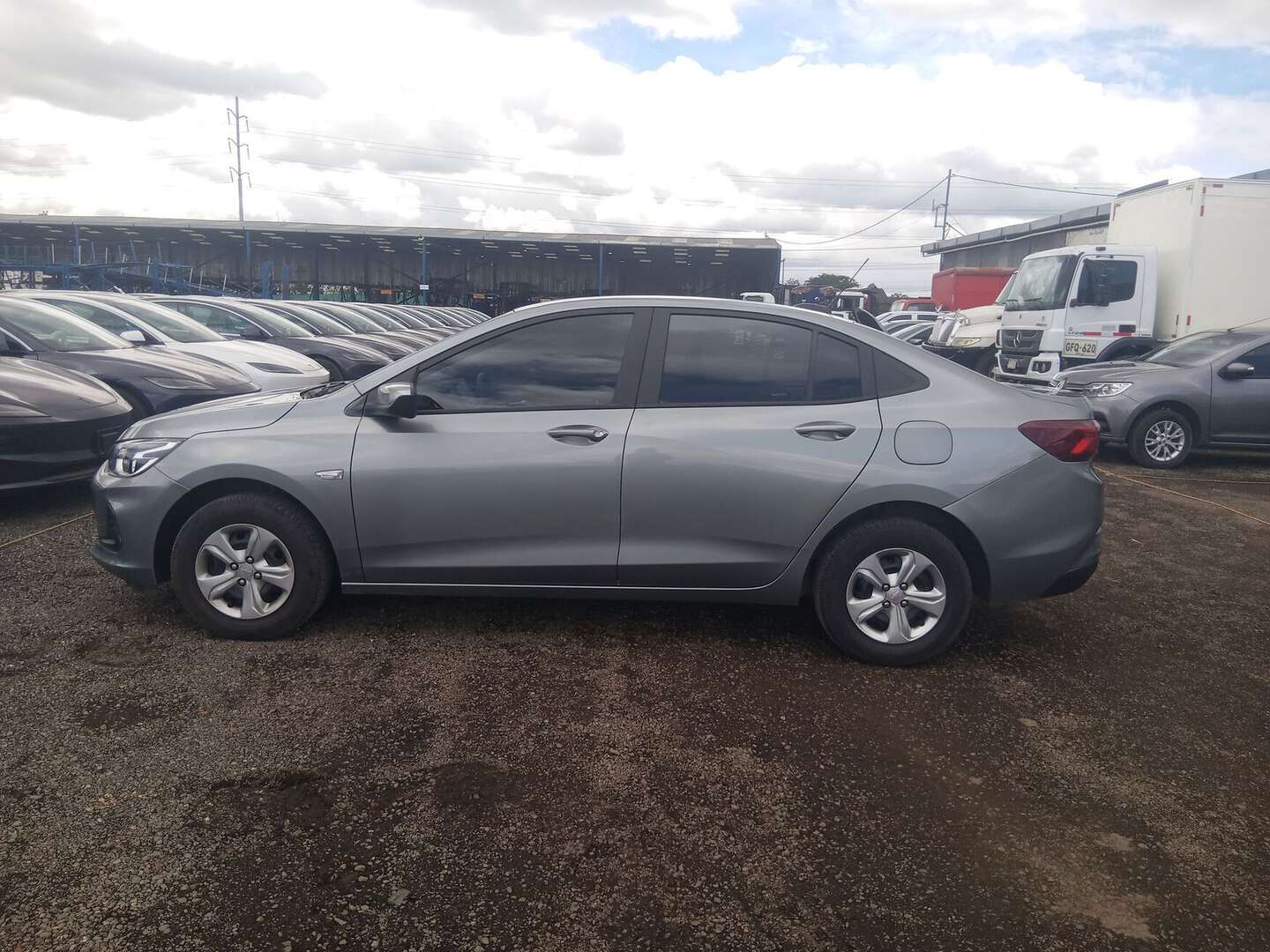 Chevrolet - Onix - 2025