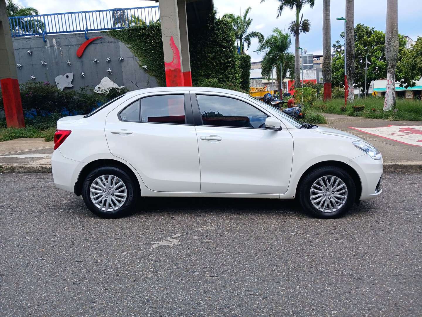 Suzuki - Swift - 2023