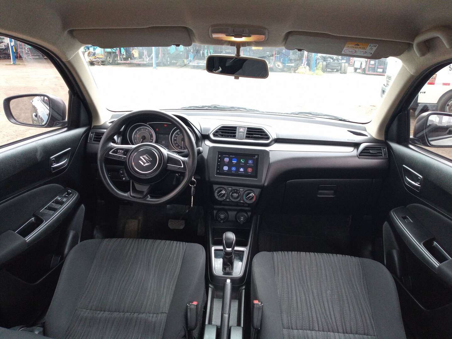 Suzuki - Swift - 2023