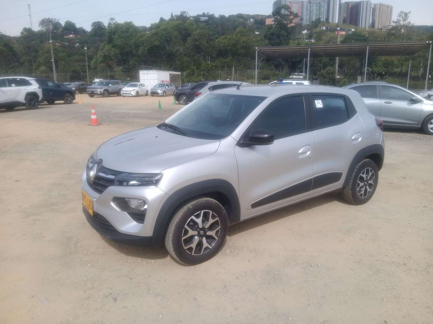 Renault - Kwid - 2026
