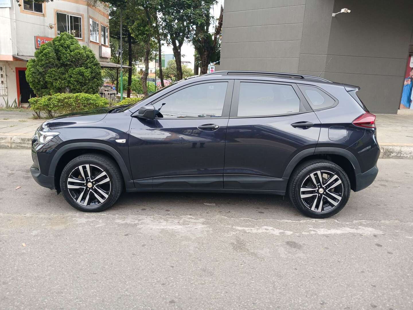 Chevrolet - Tracker - 2025