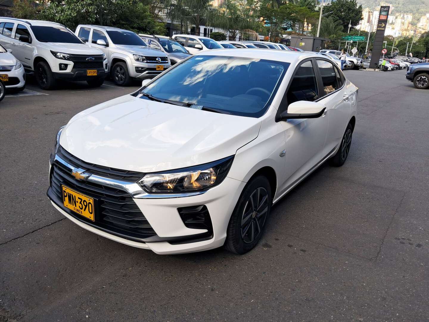 Chevrolet - Onix - 2026