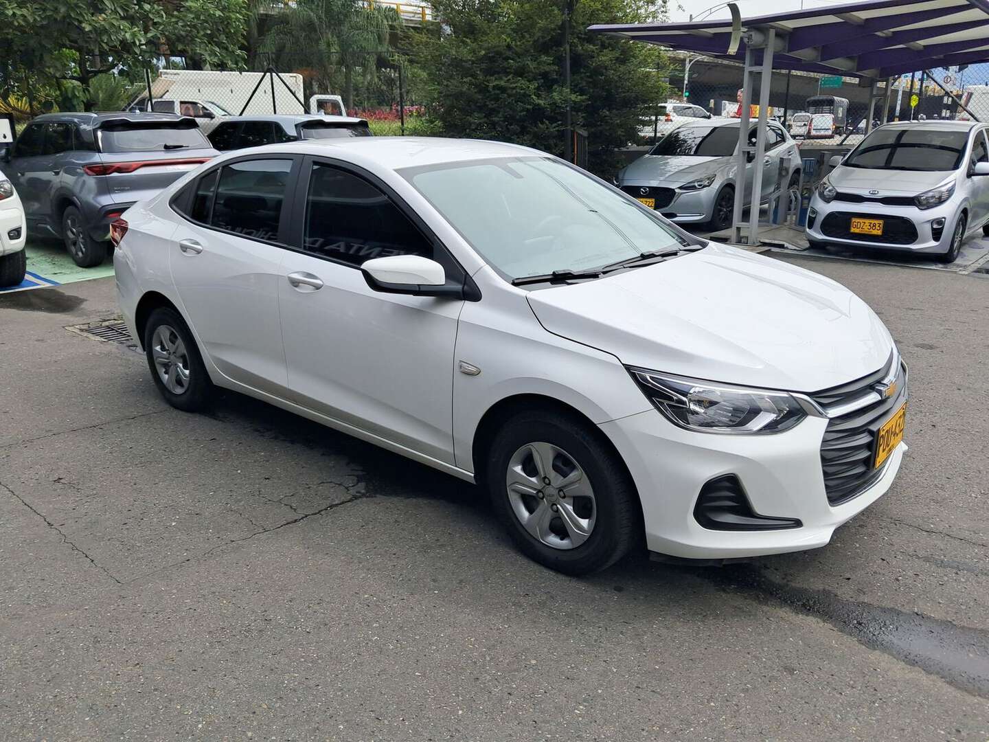Chevrolet - Onix - 2025