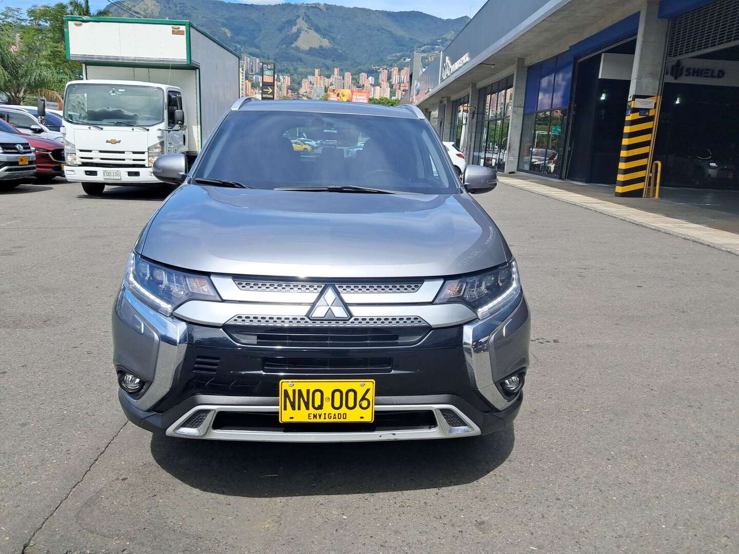 Mitsubishi - Outlander - 2024