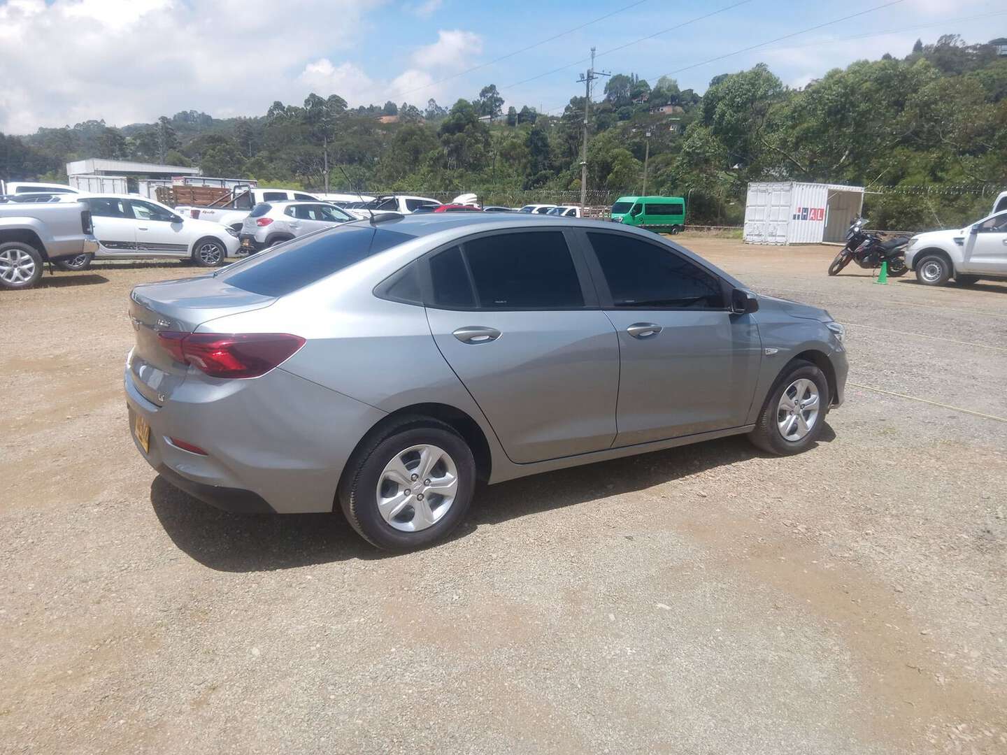 Chevrolet - Onix - 2025