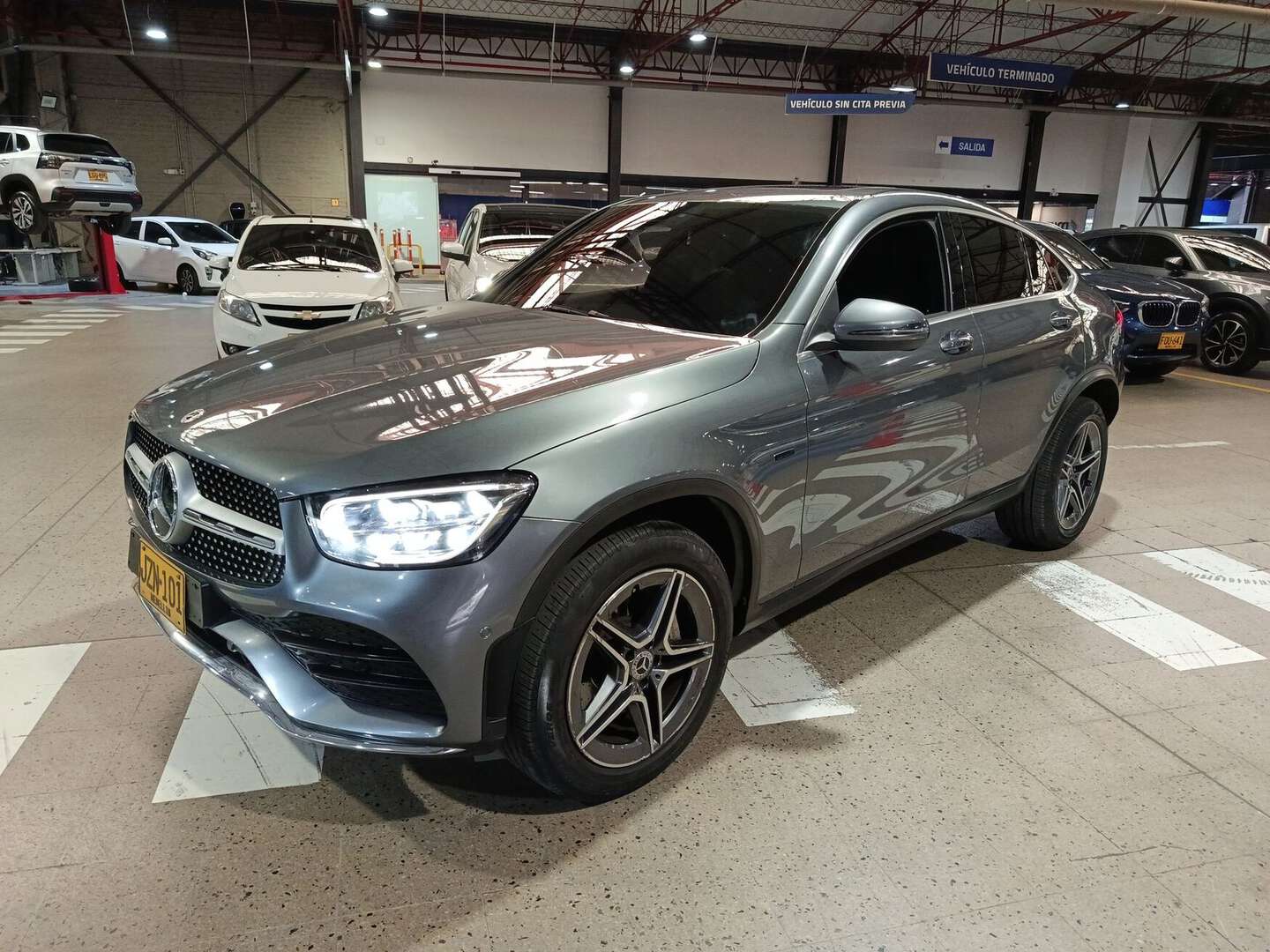 Mercedes Benz - GLC300E - 2022