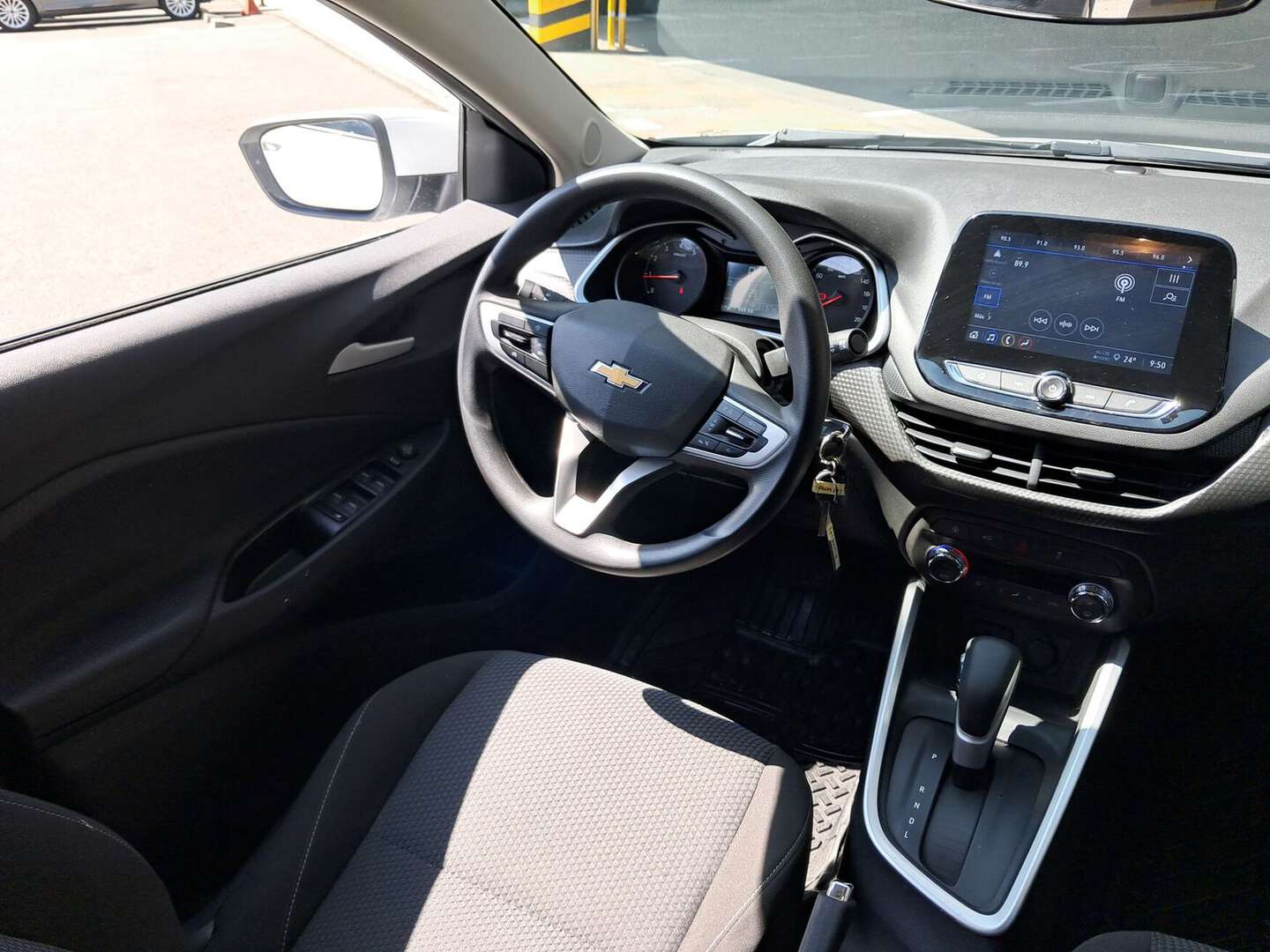 Chevrolet - Onix - 2025