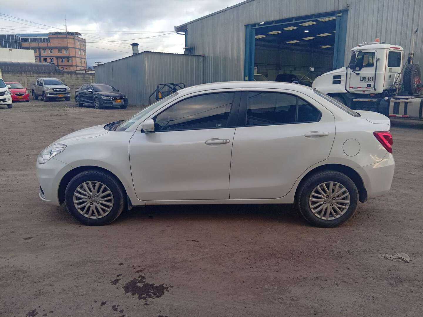Suzuki - Swift - 2023