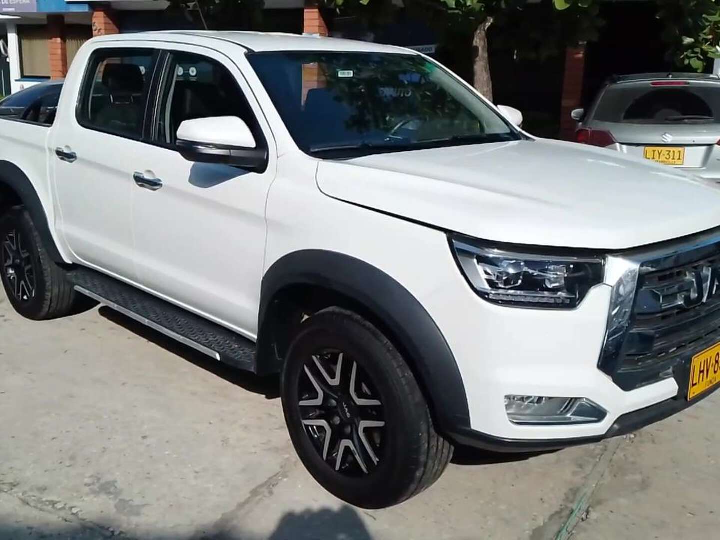 Jac - JT8 - 2023