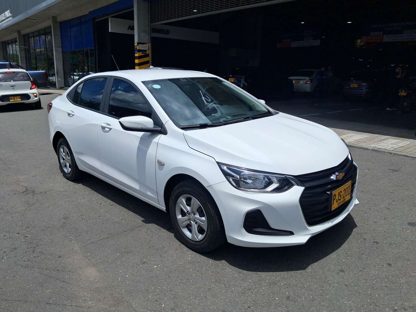 Chevrolet - Onix - 2025