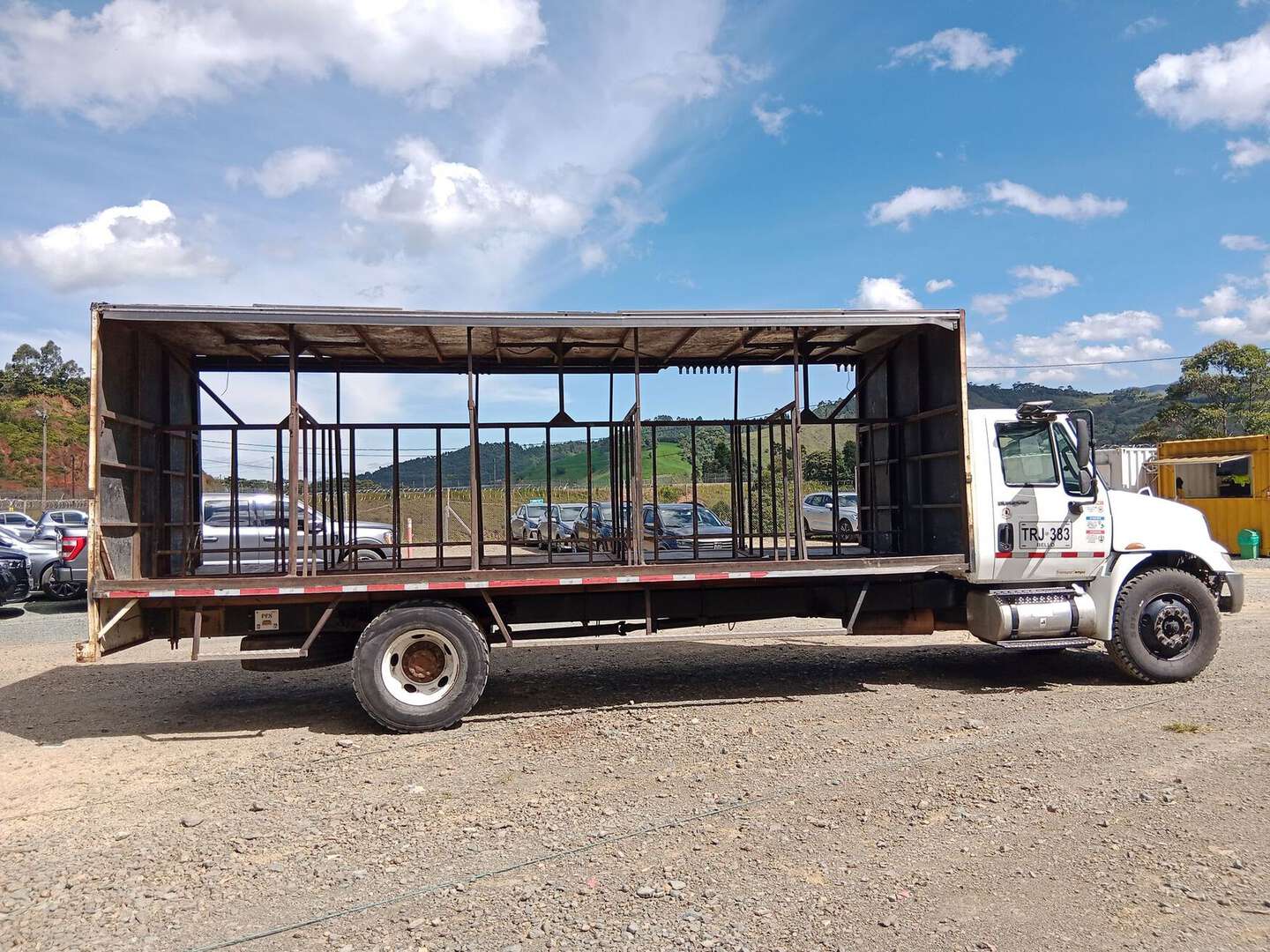 International - 4300 - 2012