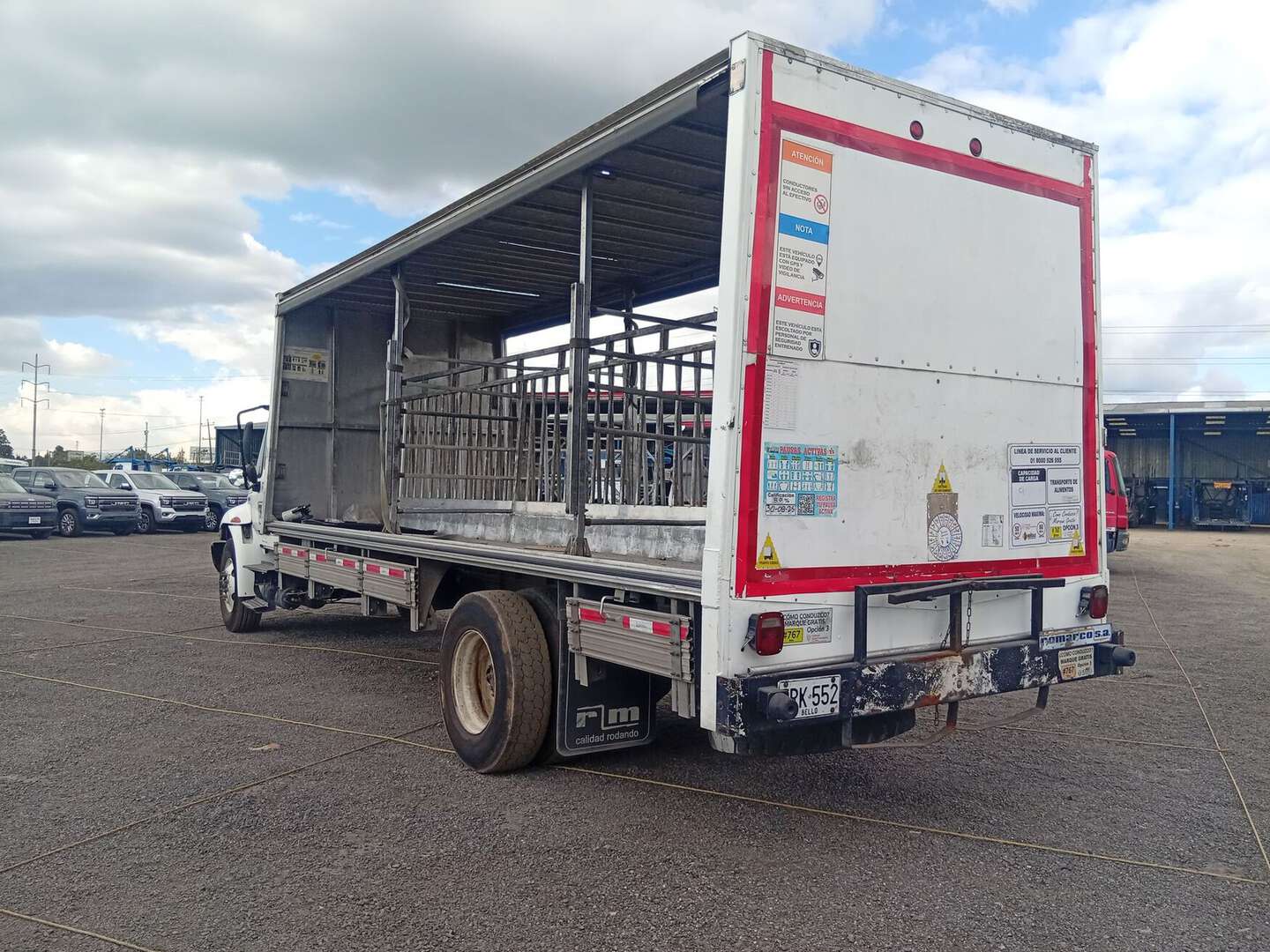 International - 4300 - 2013