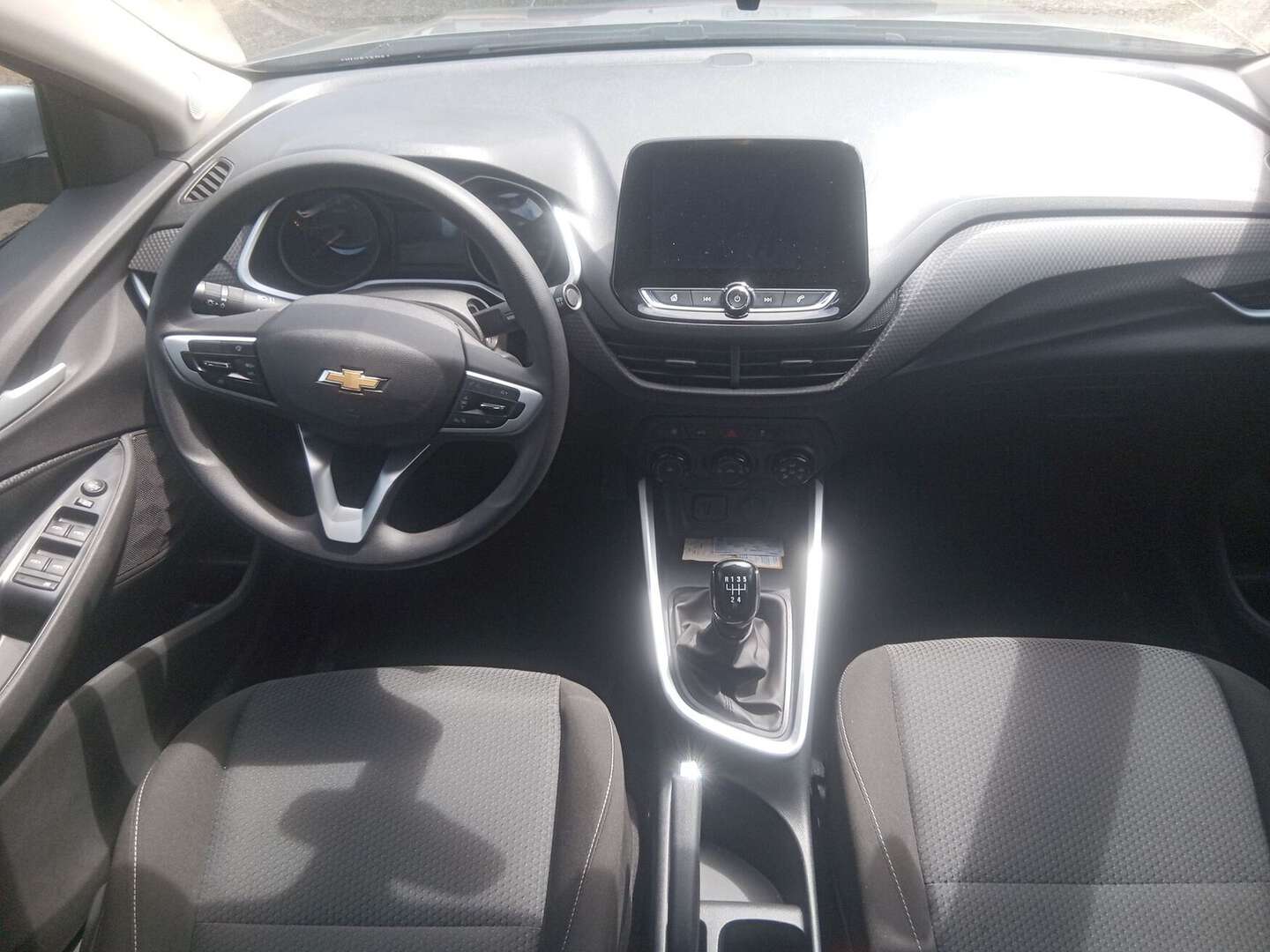 Chevrolet - Onix - 2025