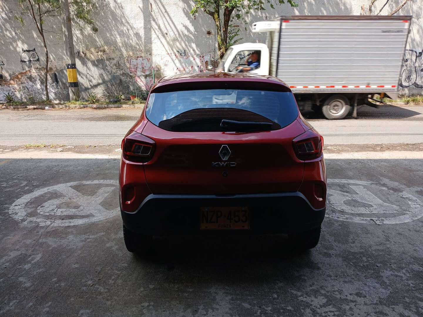 Renault - Kwid - 2025
