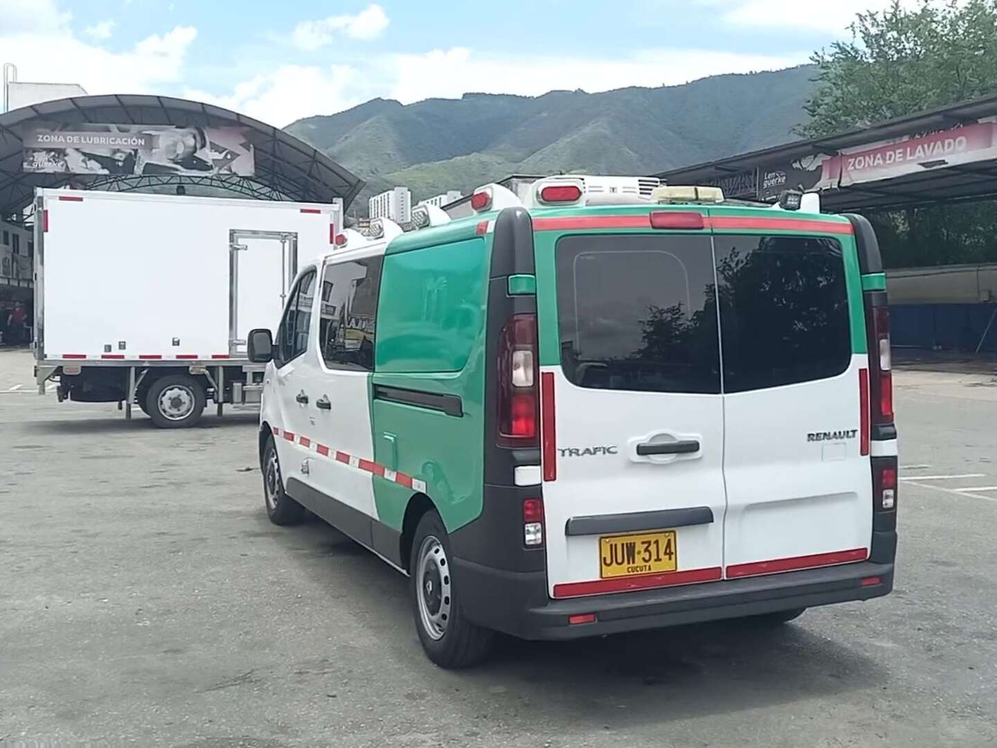 Renault - Trafic - 2021
