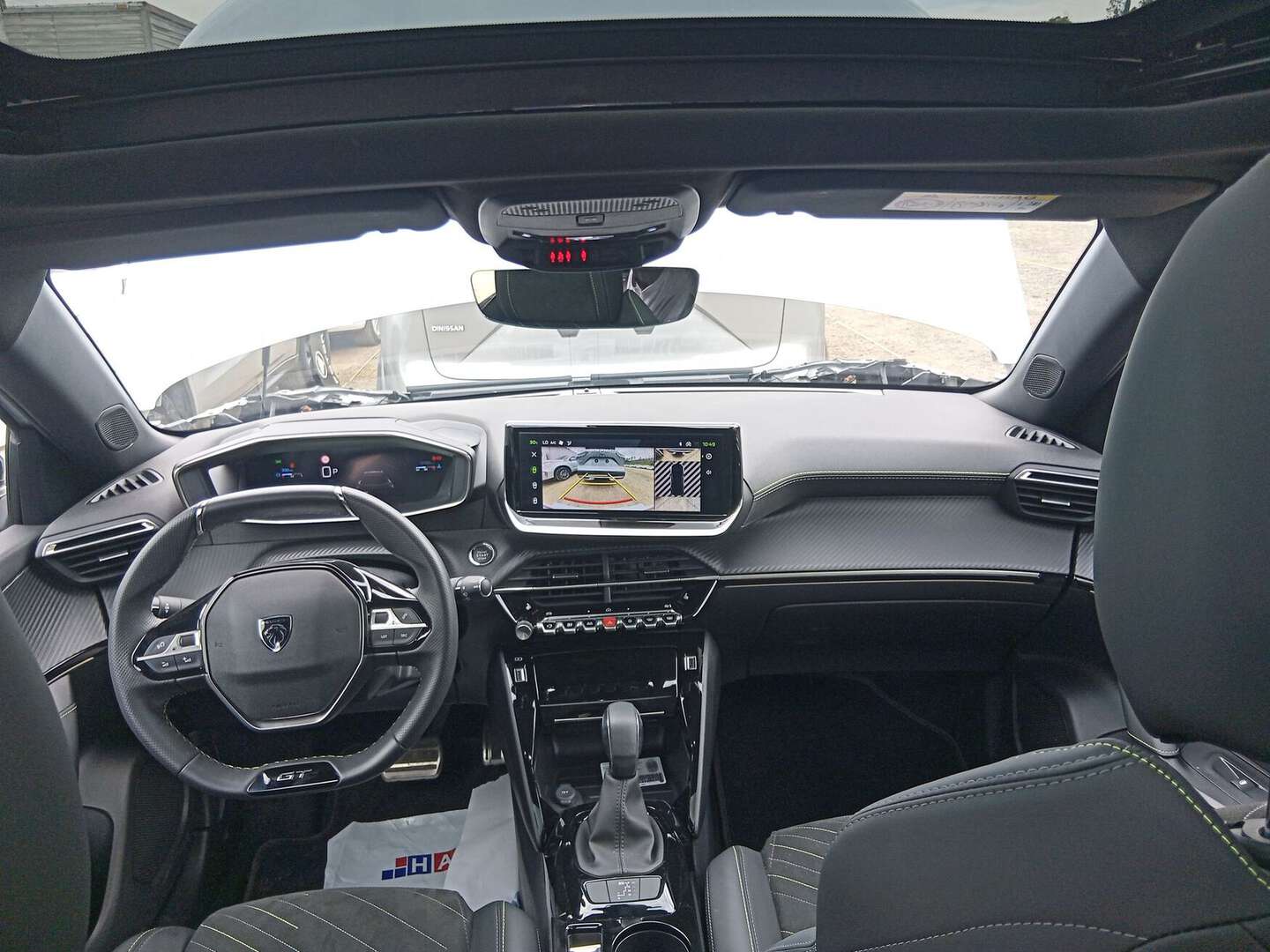 Peugeot - 2008 - 2025