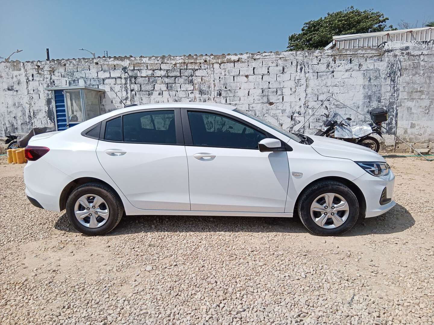 Chevrolet - Onix - 2025