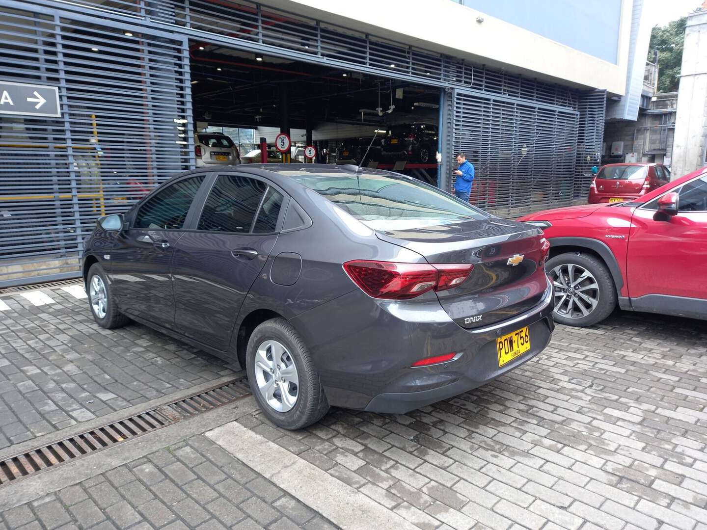 Chevrolet - Onix - 2025