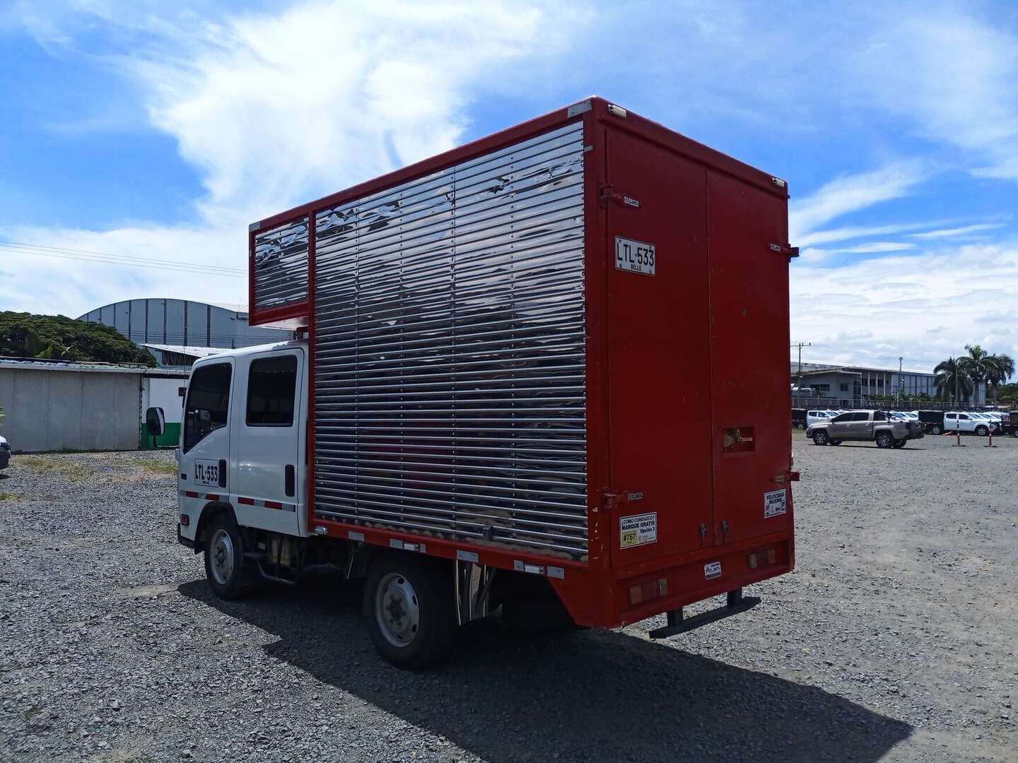 Chevrolet - NHR Doble - 2023