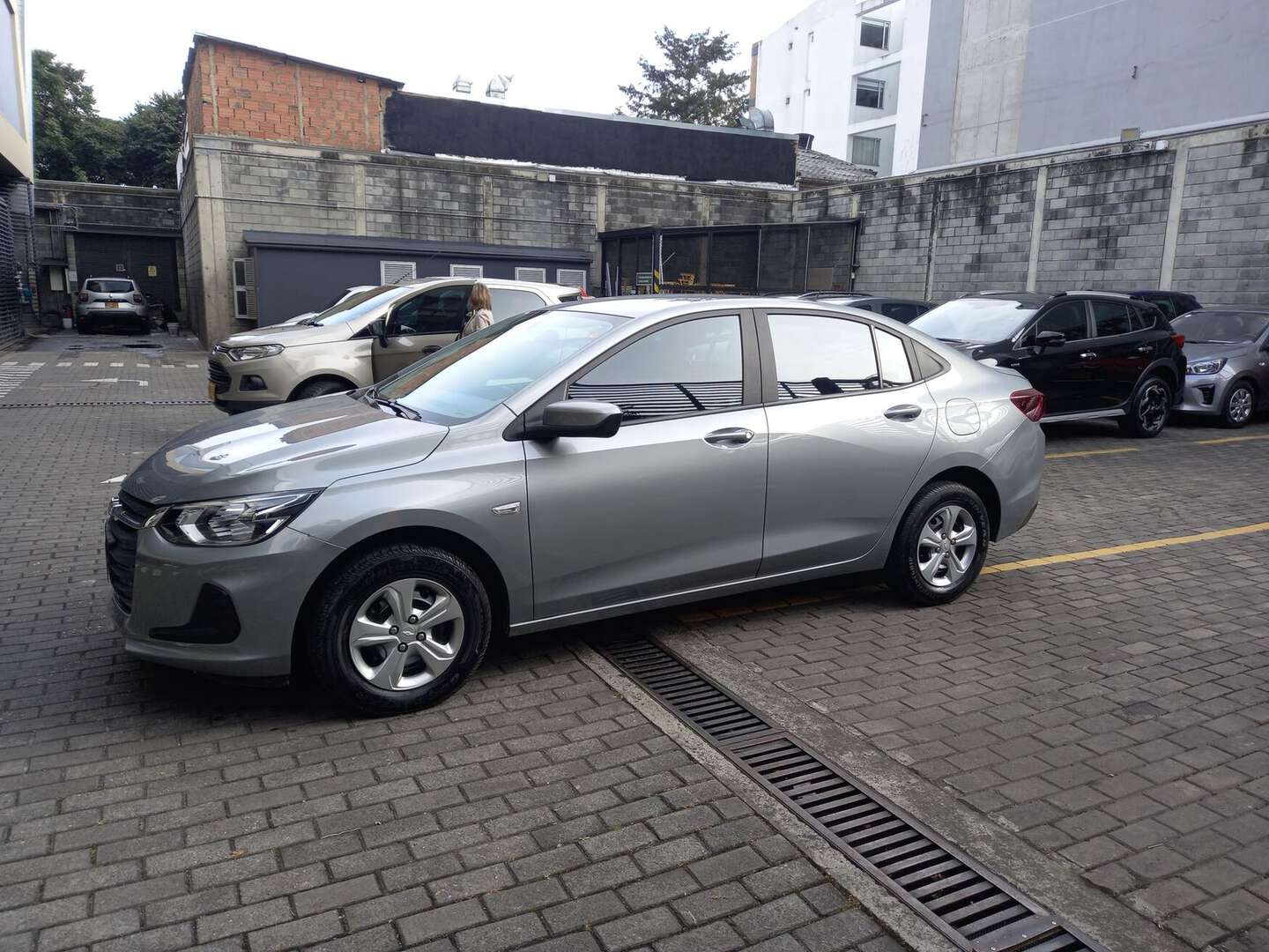 Chevrolet - Onix - 2025
