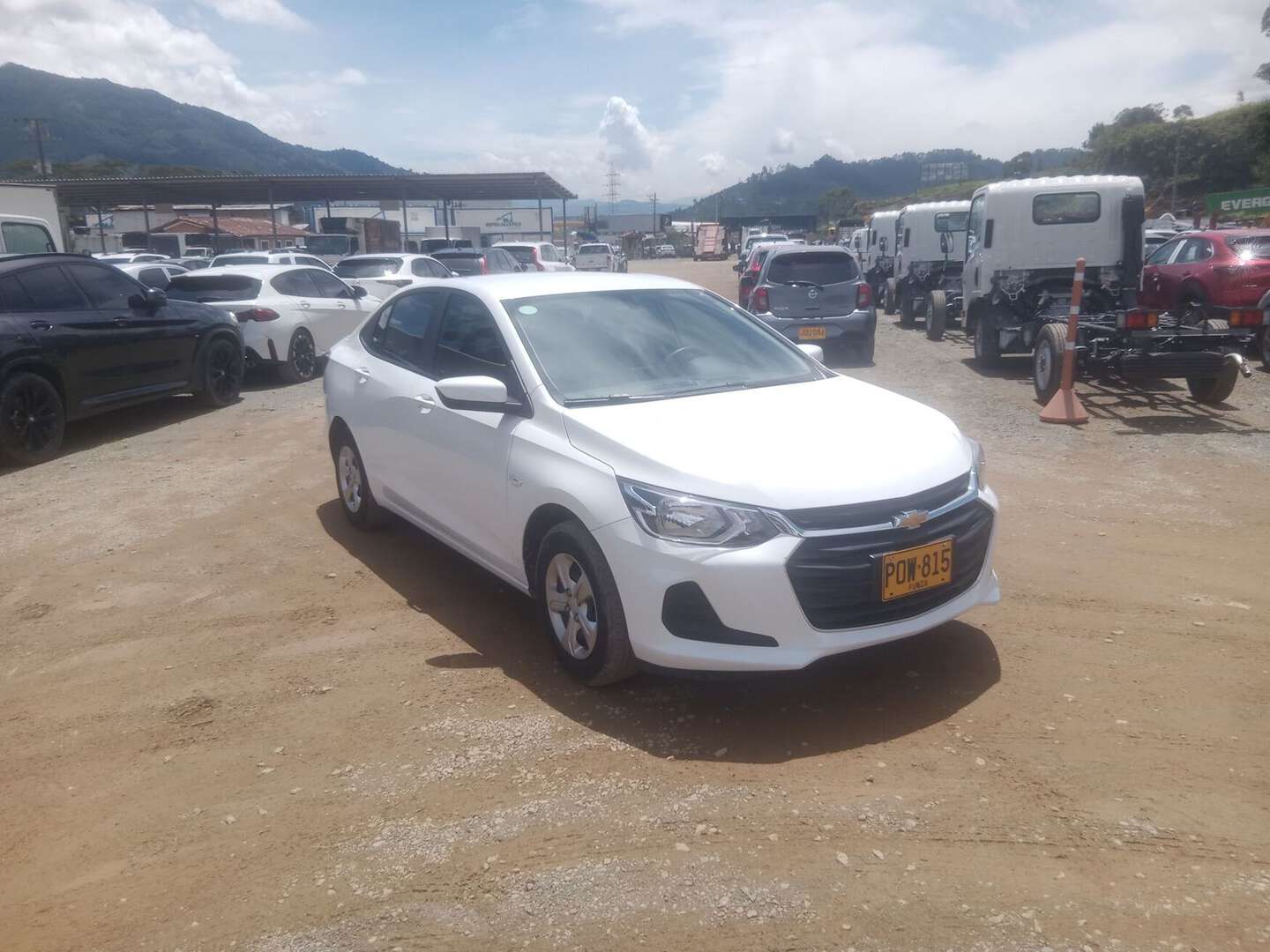 Chevrolet - Onix - 2025