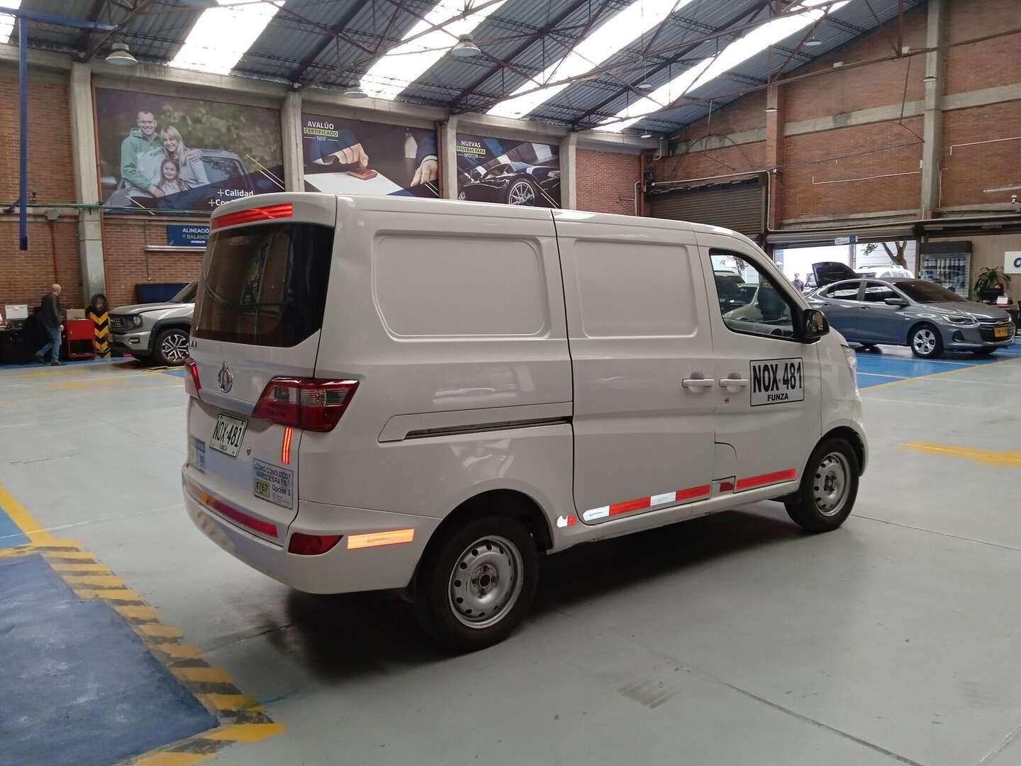 Changan - Van Plus - 2025