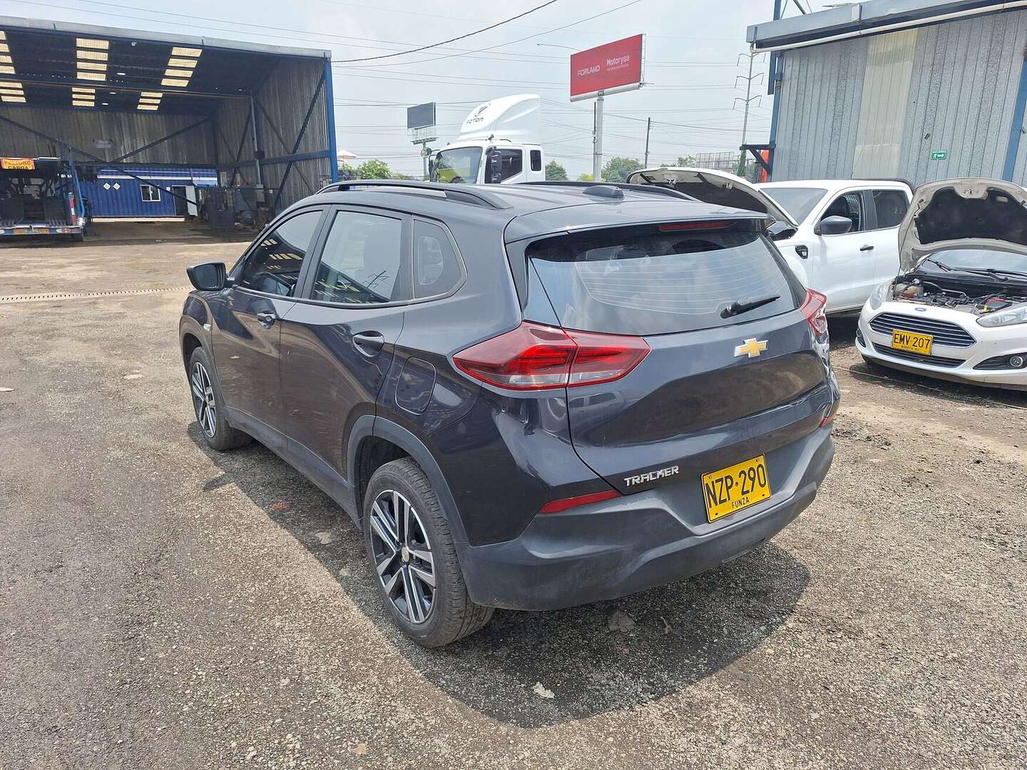 Chevrolet - Tracker - 2025