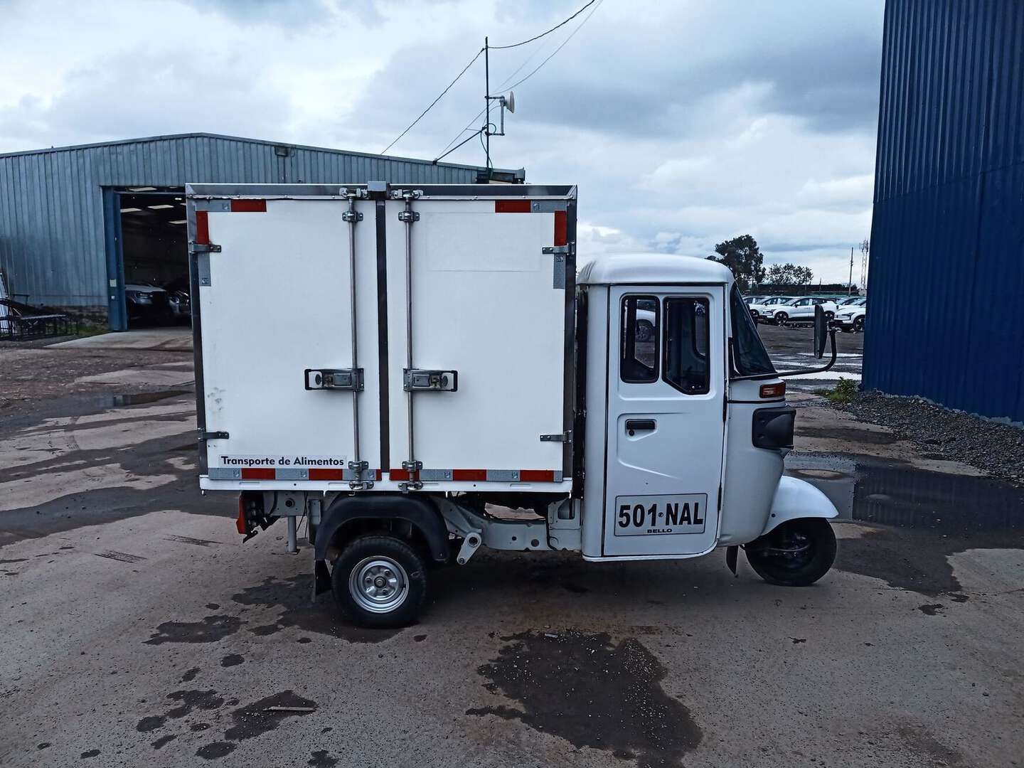 Bajaj - Bajaj RE - 2022