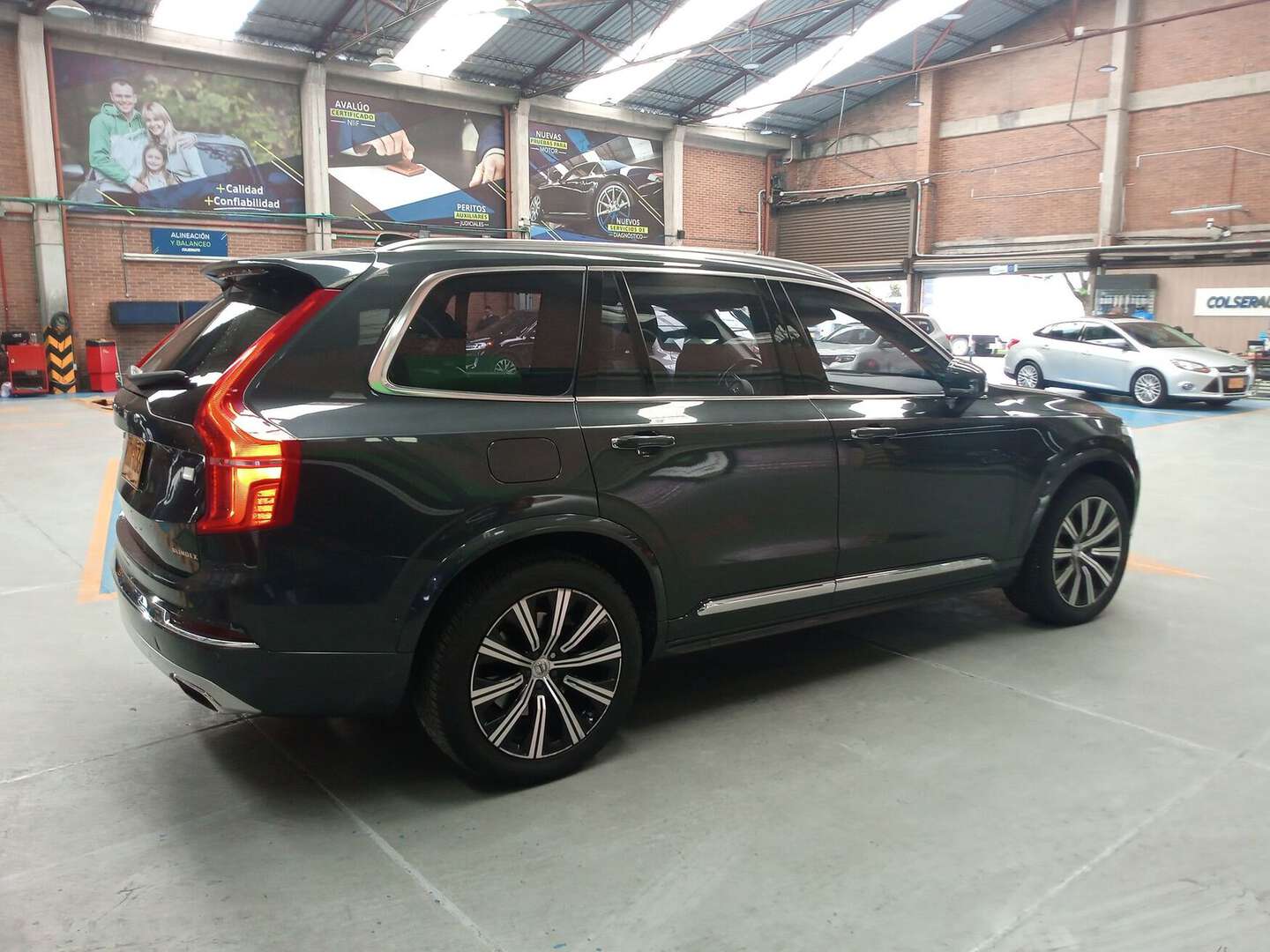 Volvo - XC90 - 2021
