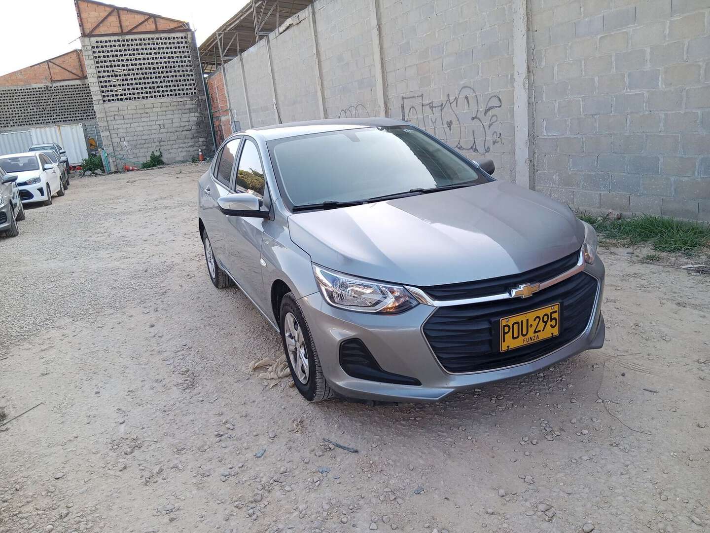 Chevrolet - Onix - 2025