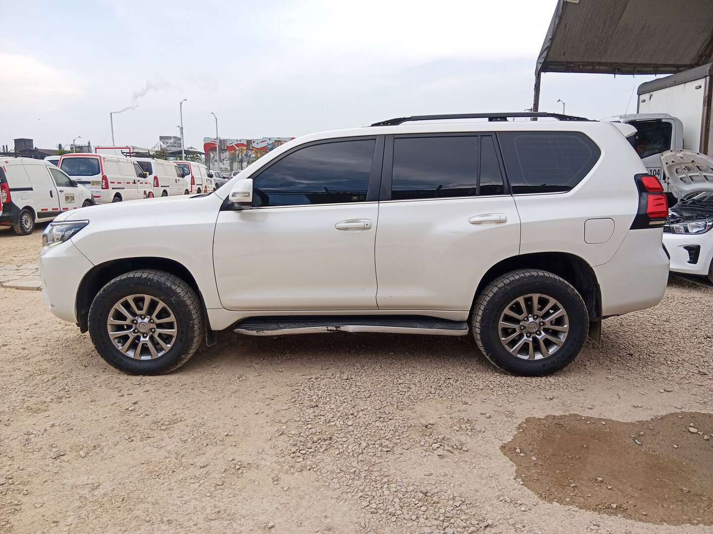 Toyota - Prado - 2020