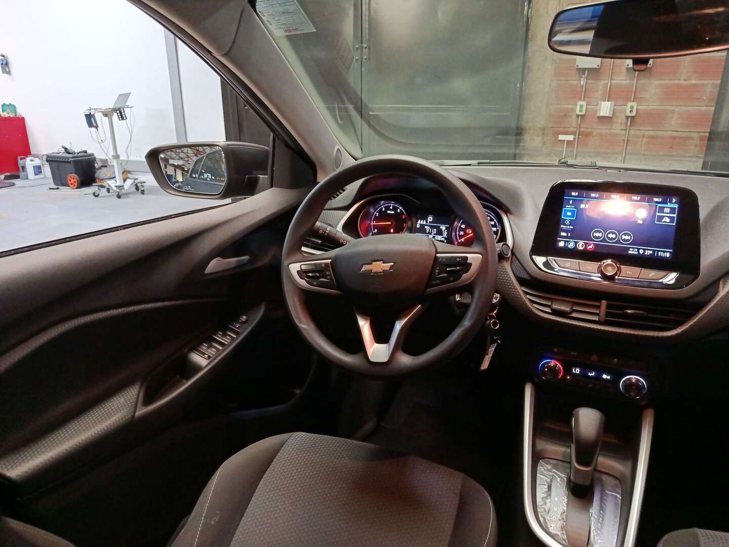 Chevrolet - Onix - 2025