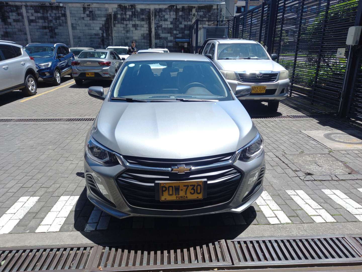 Chevrolet - Onix - 2025