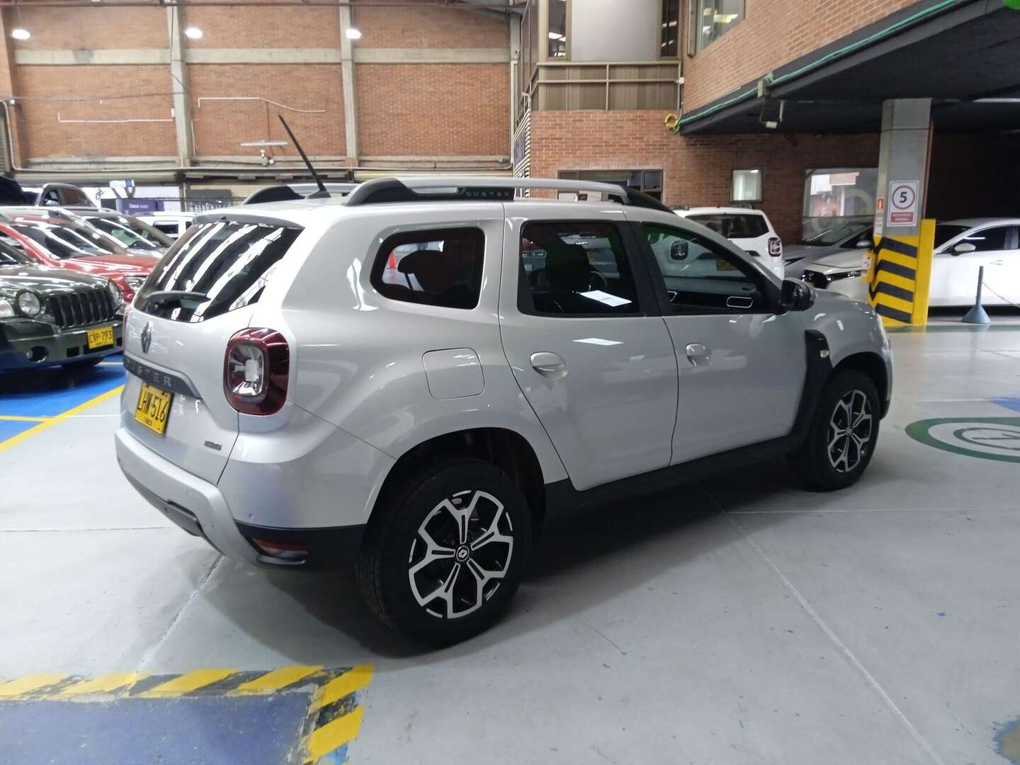 Renault - Duster - 2023