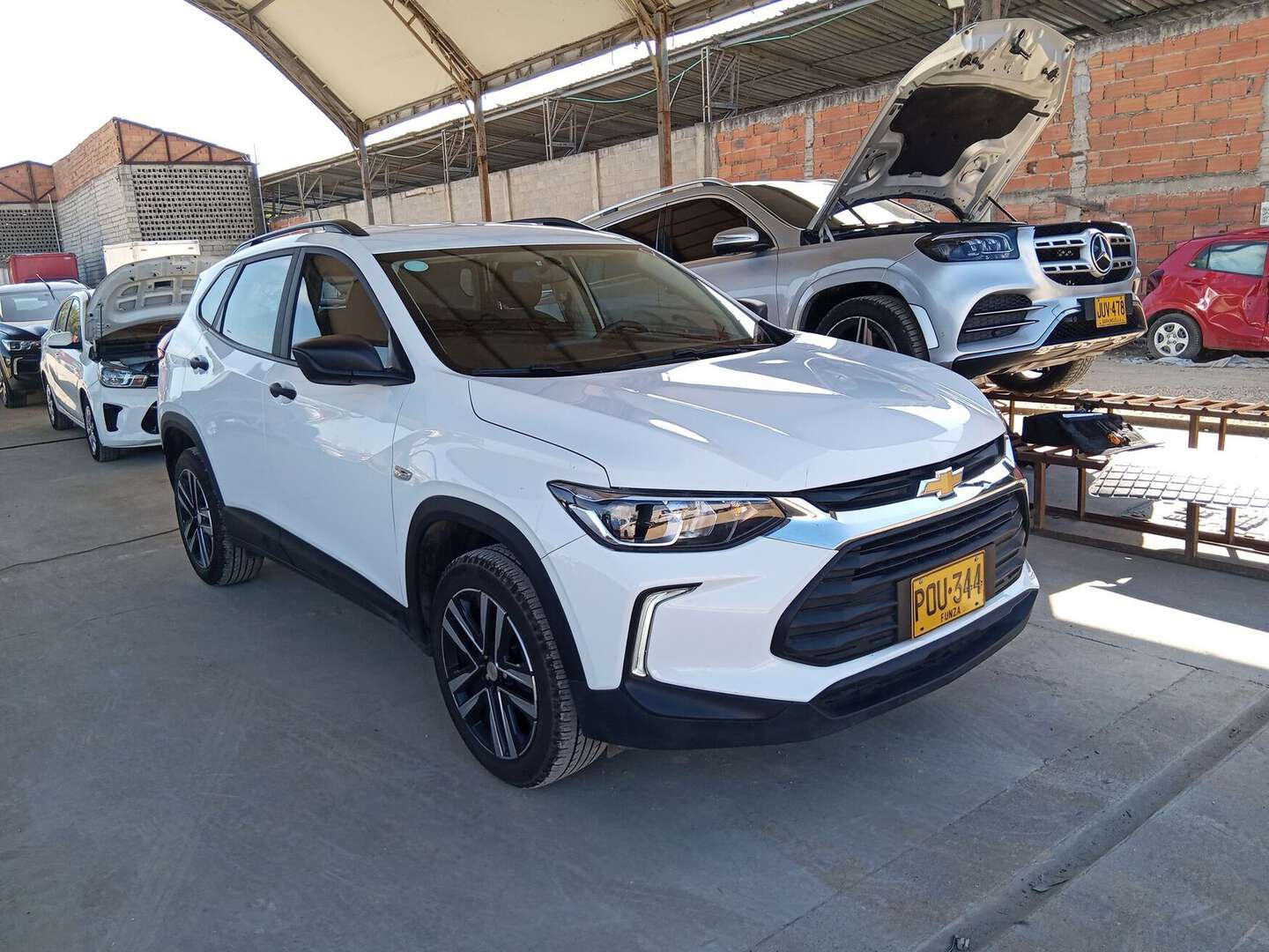 Chevrolet - Tracker - 2025