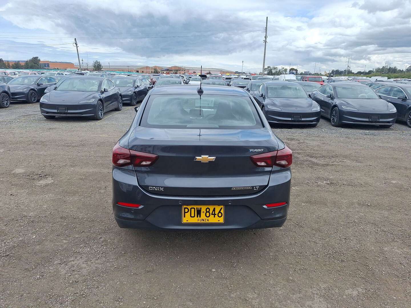 Chevrolet - Onix - 2025