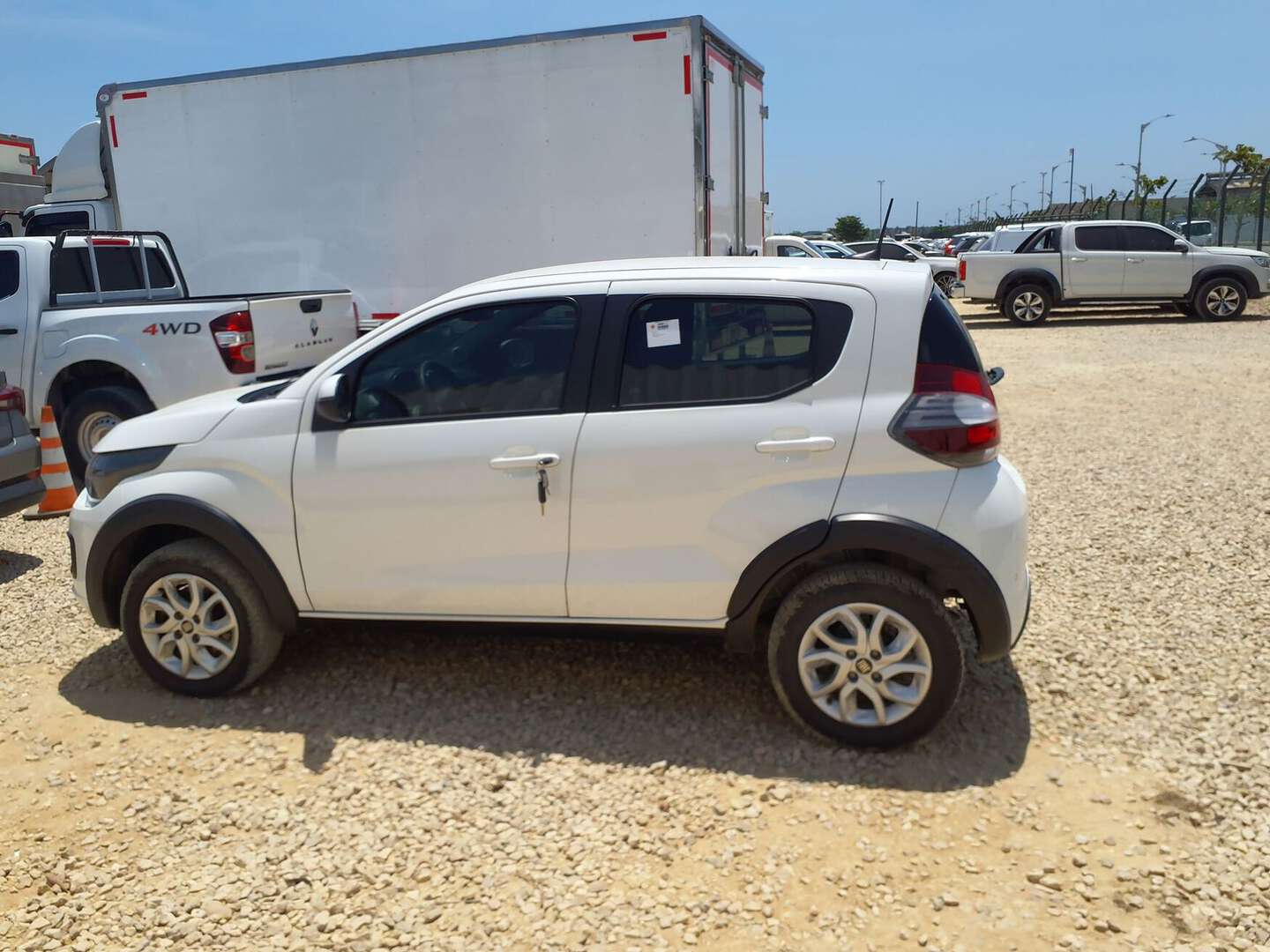 Fiat - Mobi - 2024