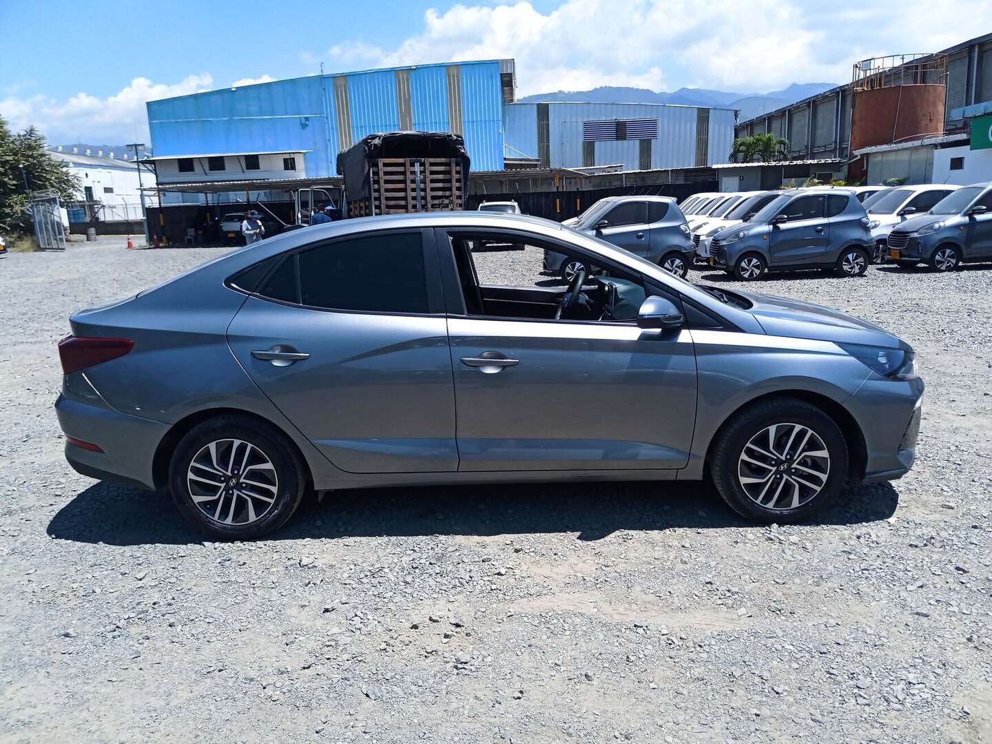 Hyundai - HB20S Accent - 2024