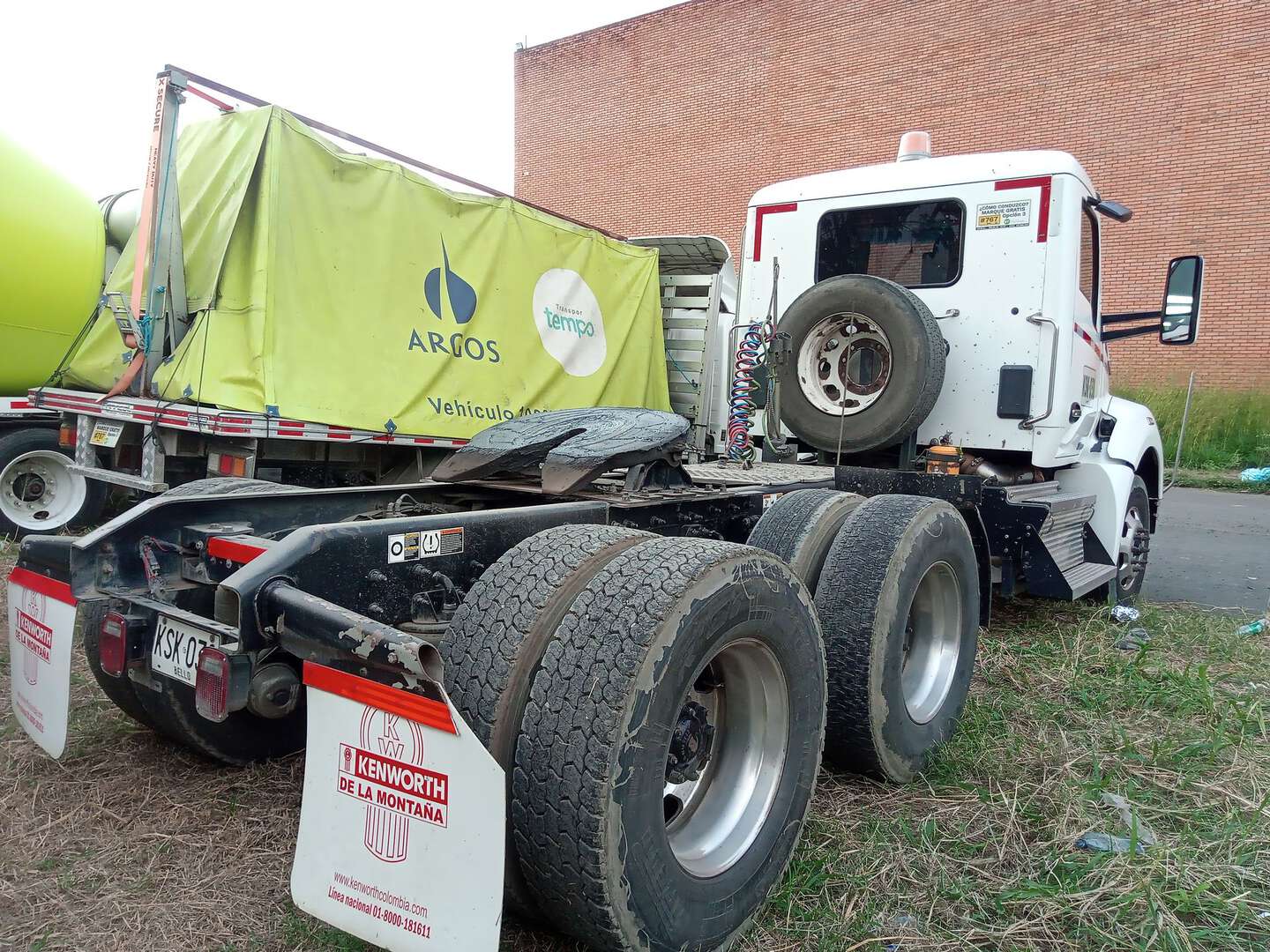 Kenworth - T880 PACCAR - 2022