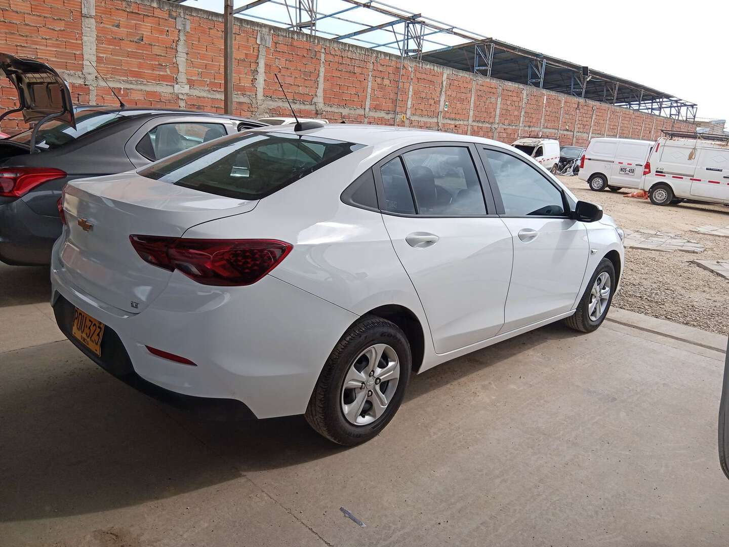 Chevrolet - Onix - 2025